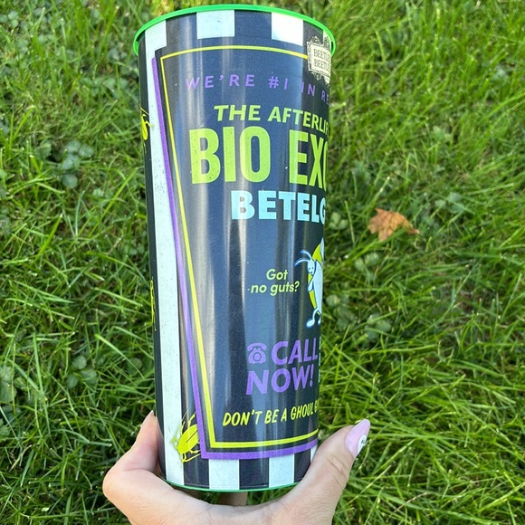 NEVER USED BEETLJUICE MOVIE THEATER CUP - Picture 3 of 4